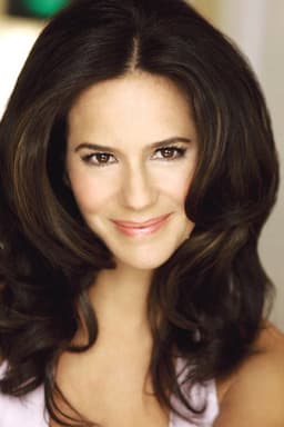 Julie Lauren headshot