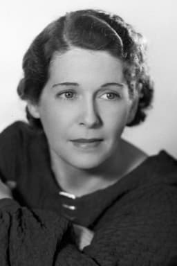 Virginia Brissac headshot