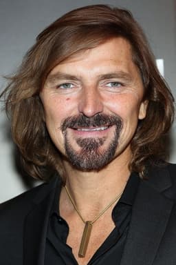 Robin Atkin Downes headshot