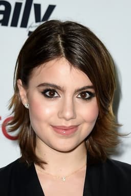 Sami Gayle headshot