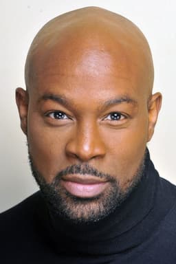 Darrin Henson headshot