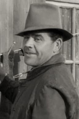 Pat Flaherty headshot