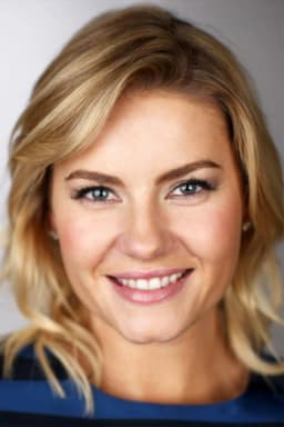 Elisha Cuthbert headshot