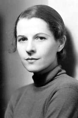 Ruth Gordon headshot