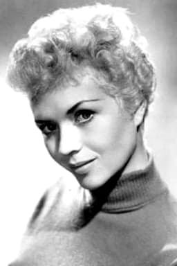 Vera Day headshot