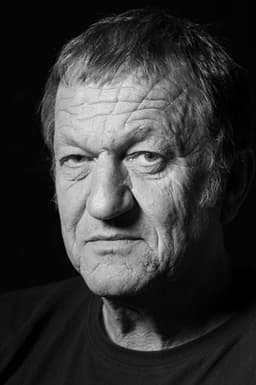 John Benfield headshot
