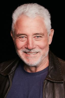 Patrick Lyster headshot