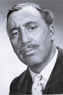 Grégoire Aslan headshot