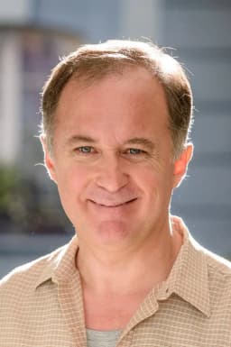 Luis Bermejo headshot