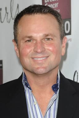 Sam Harris headshot
