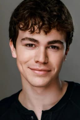 Zackary Arthur headshot