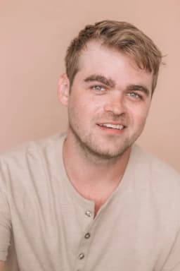 Tyler Burke headshot