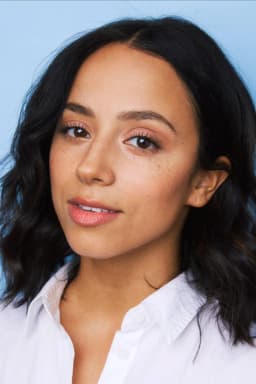 Kiana Madeira headshot