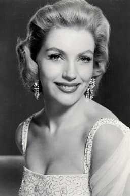 Joan O'Brien headshot
