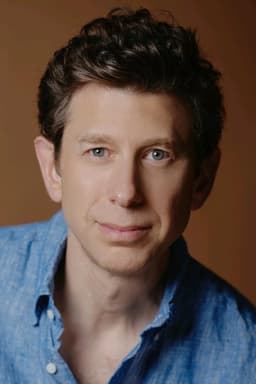 R.D. Robb headshot