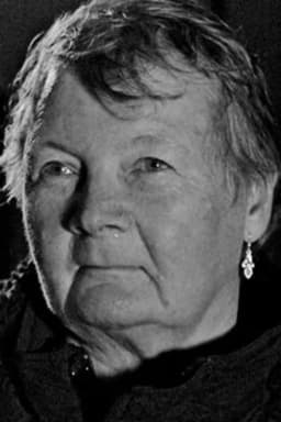 Janet Thirlaway headshot