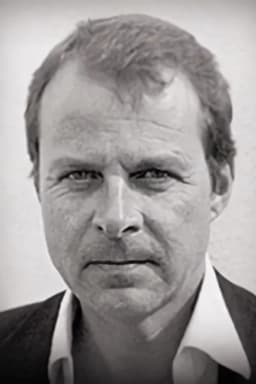 Carl Rigg headshot