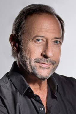 Guillermo Francella headshot