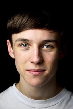 Oscar Kennedy headshot
