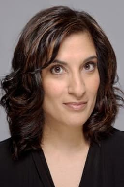 Mina Anwar headshot