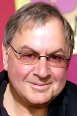 Andre Stojka headshot