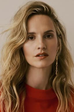 Ruth Bradley headshot