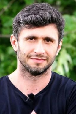 Dragoș Bucur headshot