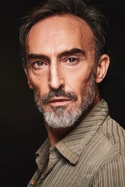 José Luis Ferrer headshot