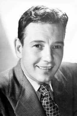 Tom Drake headshot