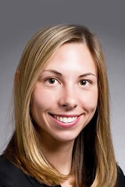 Jennifer Martin headshot