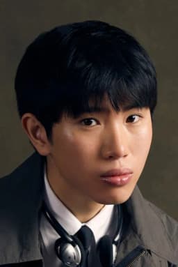 Ethan Eng headshot