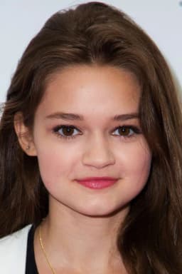 Ciara Bravo headshot