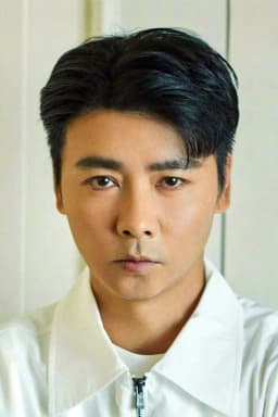 Max Zhang headshot