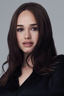 Rose Williams headshot