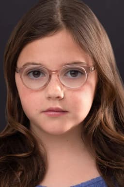 Sienna Kulovitz headshot