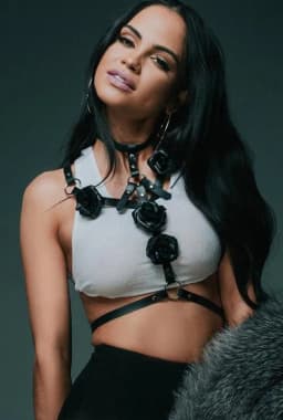 Natti Natasha headshot