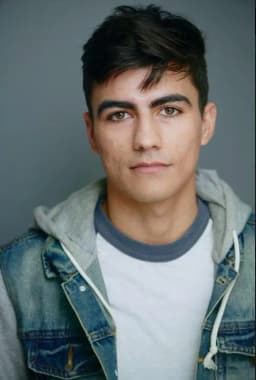 Chandler Dunman headshot