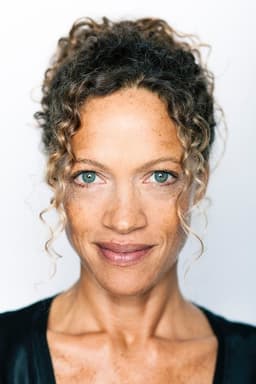 Indra Ové headshot