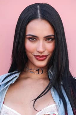 Kylie Cantrall headshot