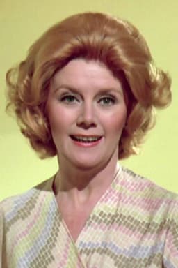Kathleen Nolan headshot