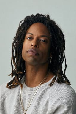 Ty Hodges headshot