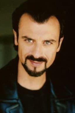 Juan Chioran headshot