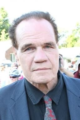 Randall 'Tex' Cobb headshot