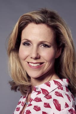 Sally Phillips headshot