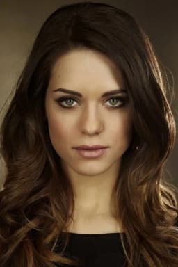 Lyndsy Fonseca headshot
