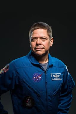 Robert Behnken headshot