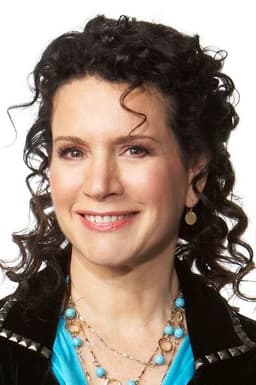 Susie Essman headshot