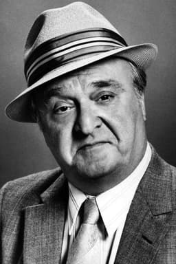 Vincent Gardenia headshot