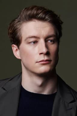 Lorne MacFadyen headshot