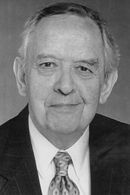 Arthur Anderson headshot